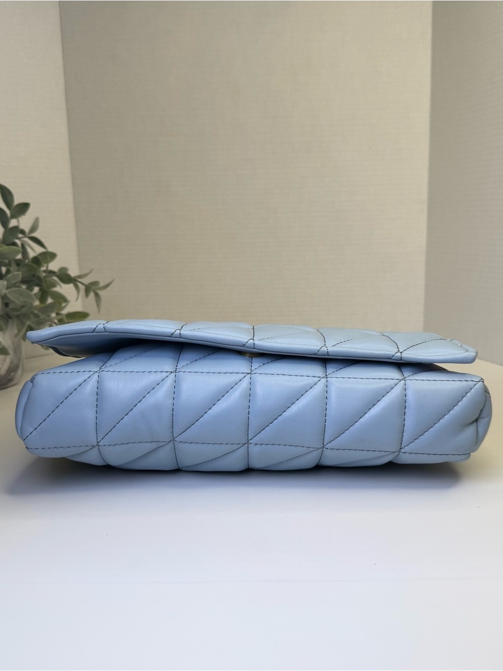Zara Baby Blue & Gold Quilted Shoulder Bag Gold Chain Accent Strap - Picture 12 of 16